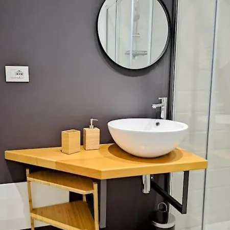 La Finestra Sul Ladiri Apartment *